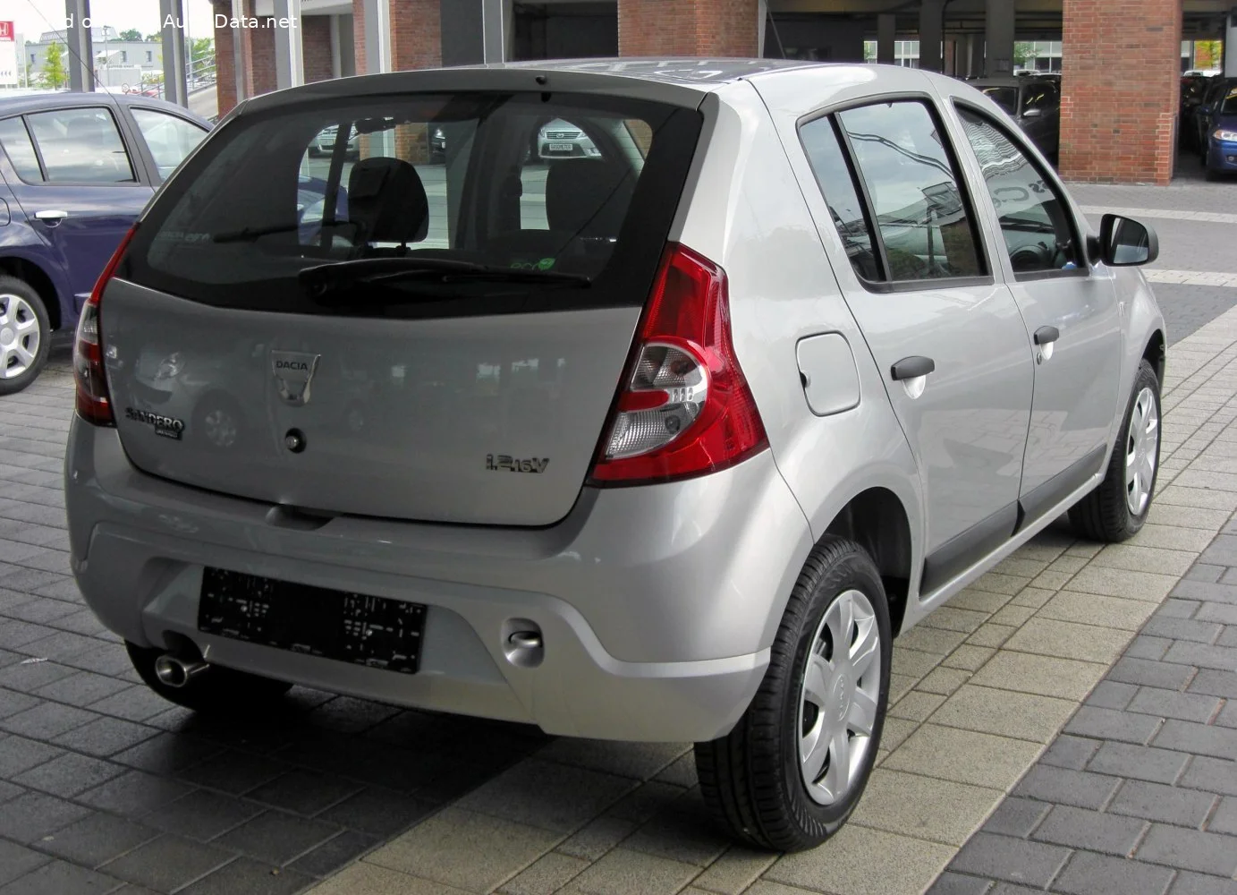 Dacia Sandero 1.2 (75/72 Hp) LPG2010 - 2012 thumbnail 6