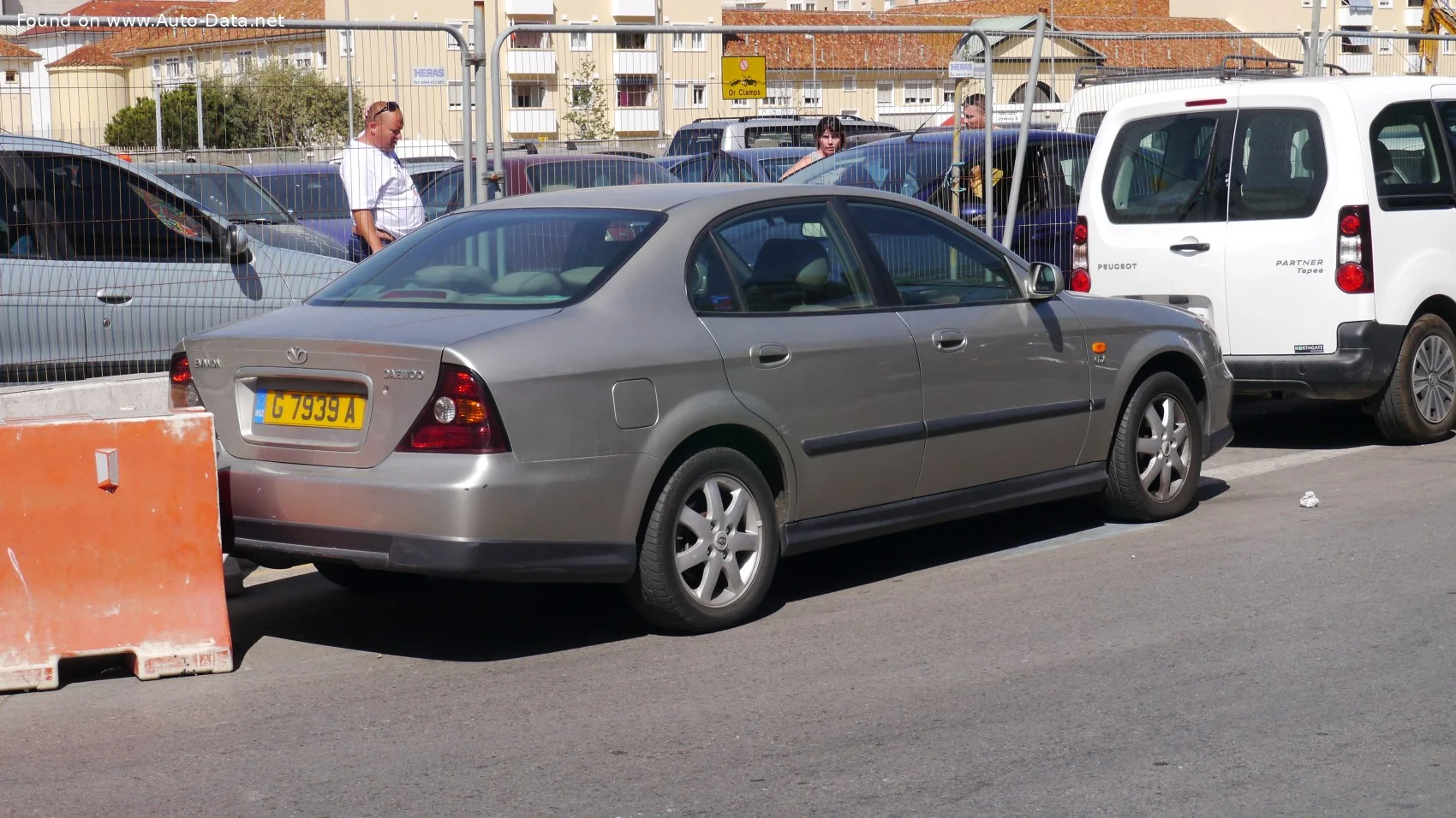 Daewoo Evanda 2.0 i 16V (131 Hp)2003 - 2006 thumbnail 2