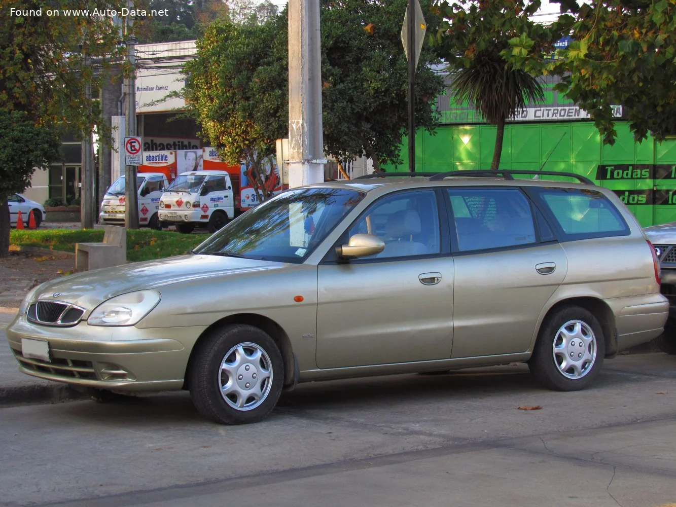 Daewoo Nubira 1.6 i (106 Hp)2001 - 2004 - 1