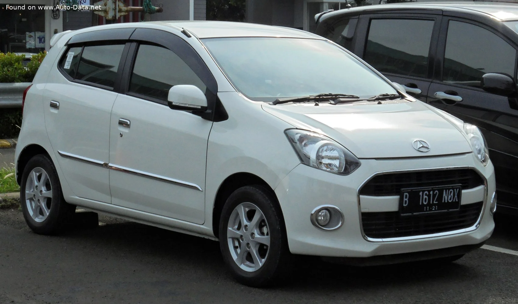 Daihatsu Ayla 1.0 (65 Hp)2012 - 2017 - 1