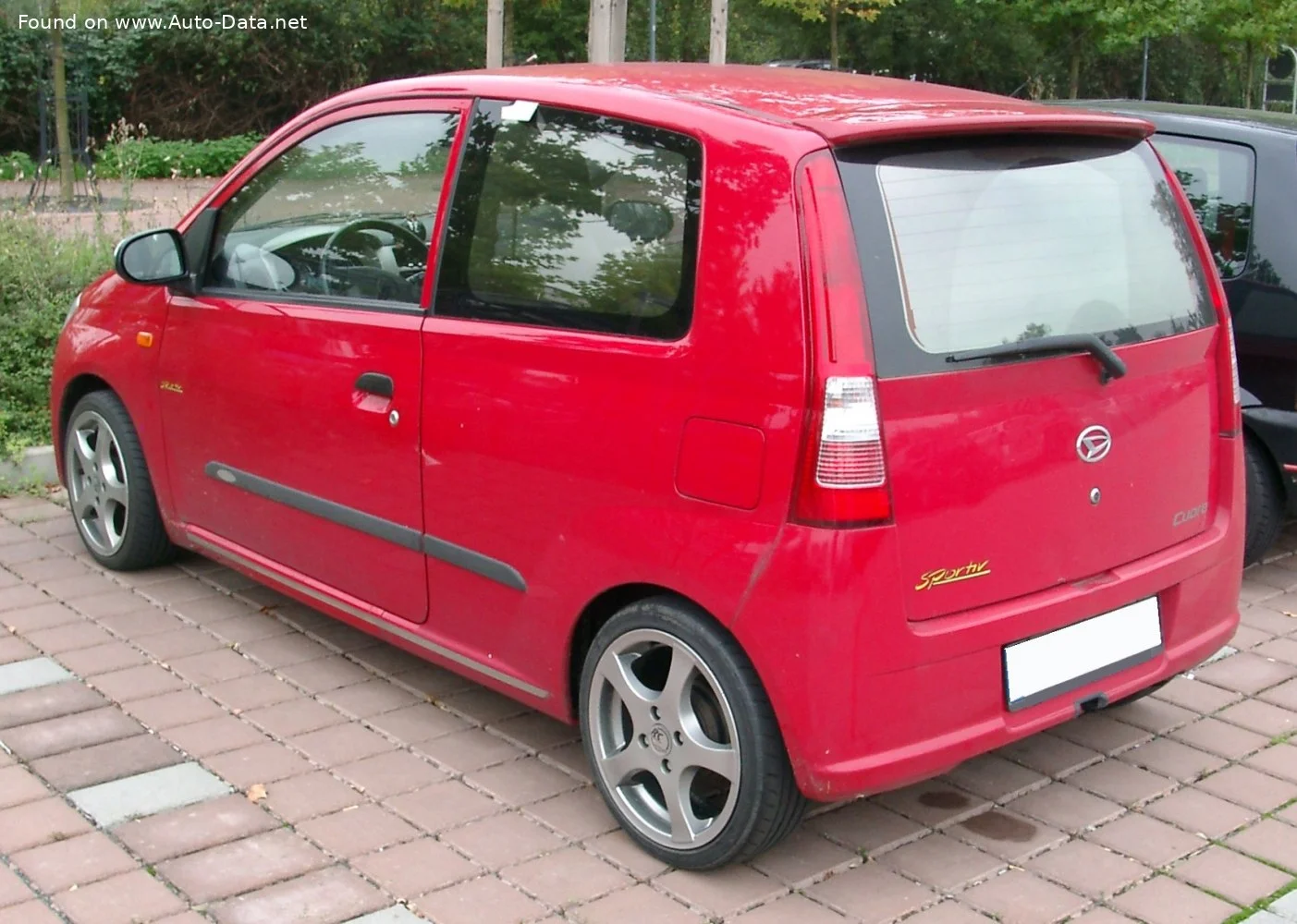 Daihatsu Cuore 1.0 i (58 Hp)2003 - 2006 thumbnail 2