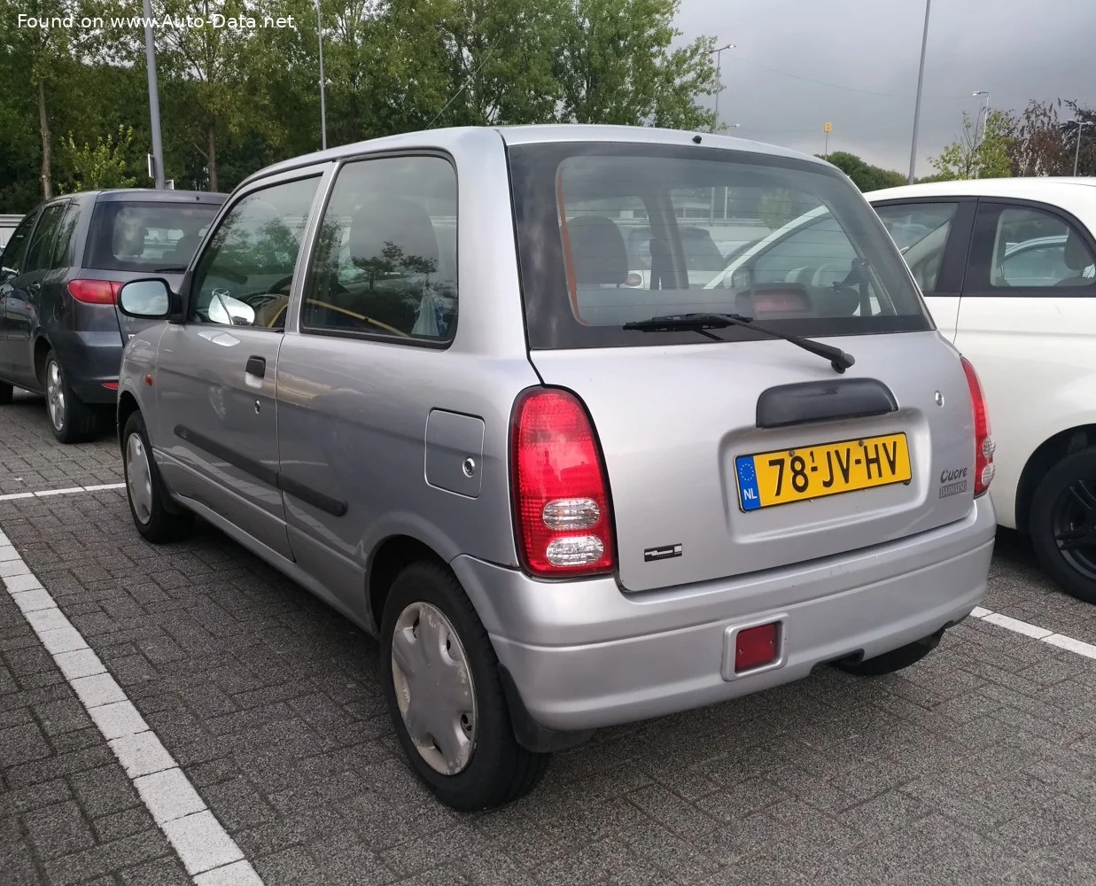 Daihatsu Cuore 1.0 i (L701) (56 Hp)1998 - 2003 thumbnail 6