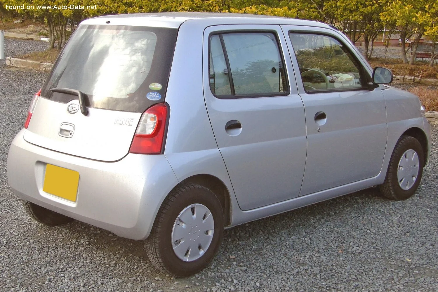 Daihatsu Esse 0.7 i 12V (58 Hp)2006 - 2011 thumbnail 2