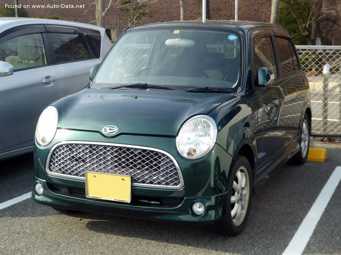 Daihatsu Mira Gino 0.7 (58 Hp)2004 - 2009 thumbnail 3