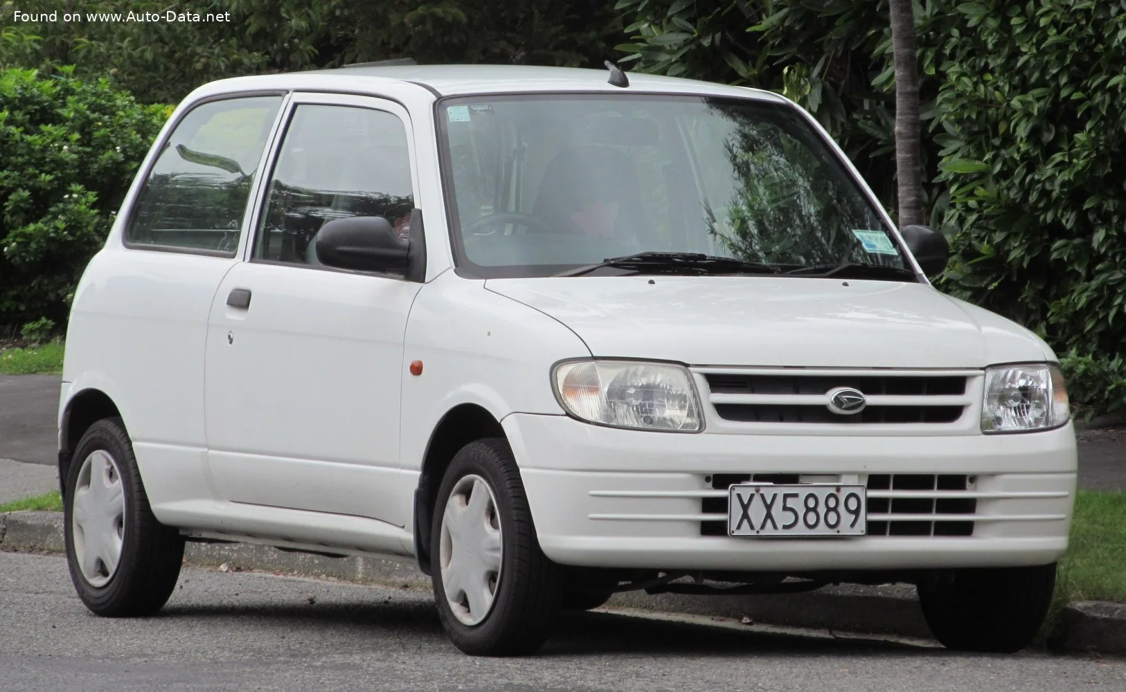 Daihatsu Mira 0.7 i (48 Hp)2000 - 2004 - 1