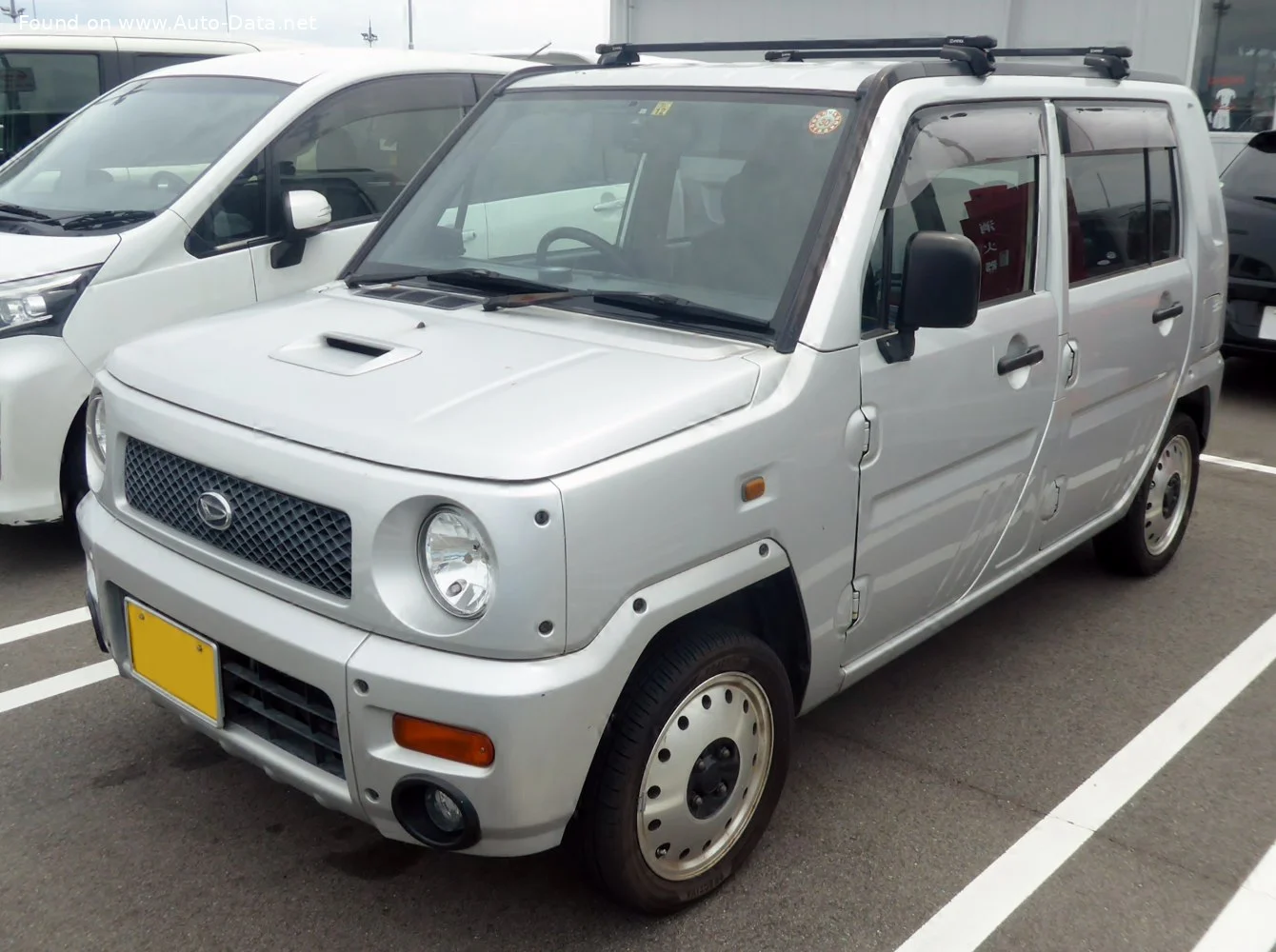 Daihatsu Naked 0.7 i 12V G (58 Hp)2002 - 2004 thumbnail 5
