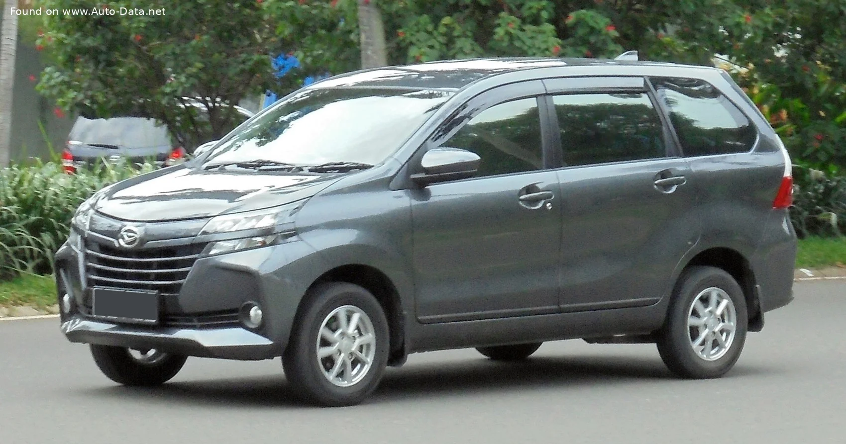 Daihatsu Xenia 1.3 (97 Hp)2019 - 2021 thumbnail 6