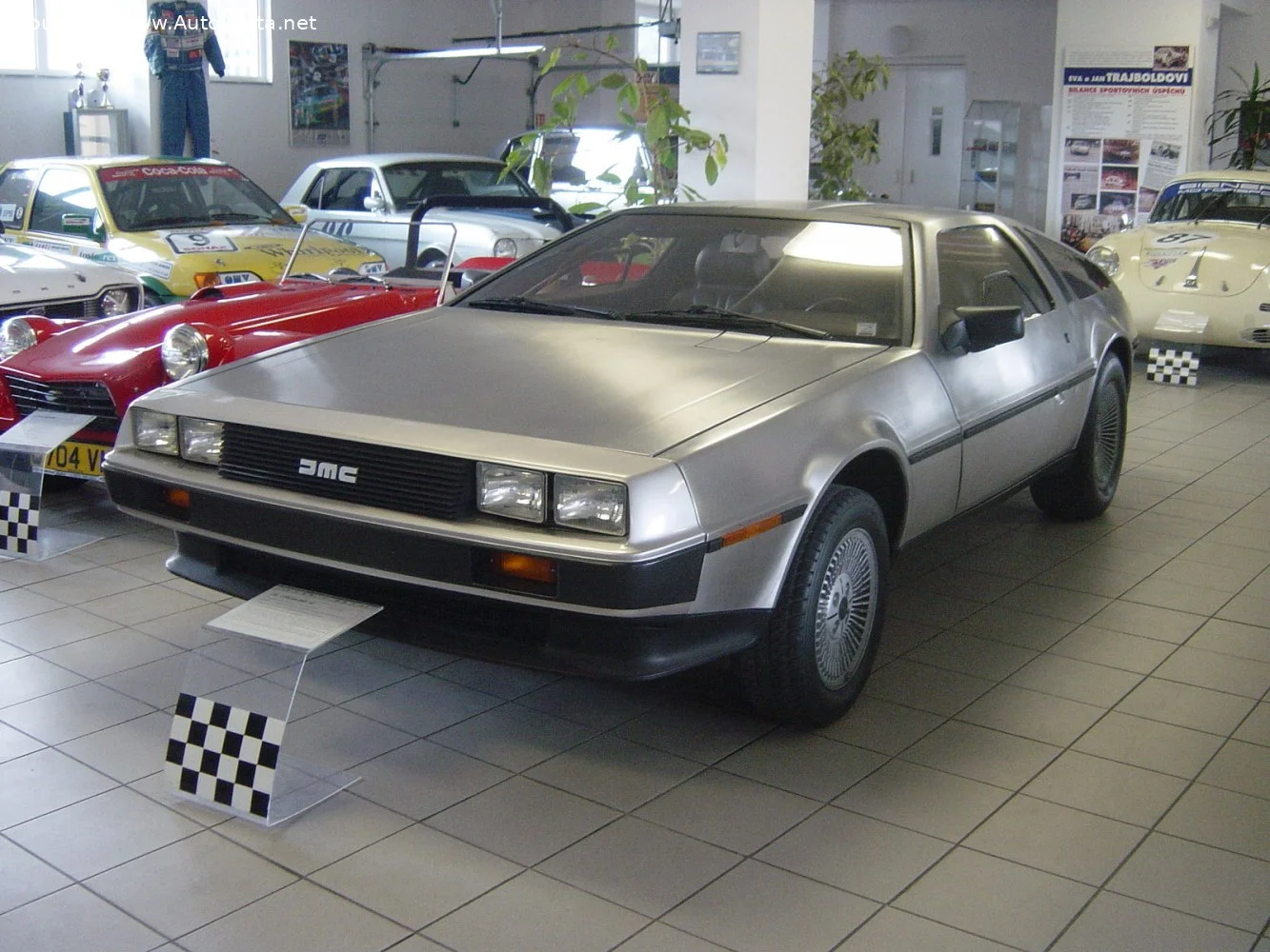De Lorean Dmc-12 2.9 V6 (132 Hp)1981 - 1983 thumbnail 3