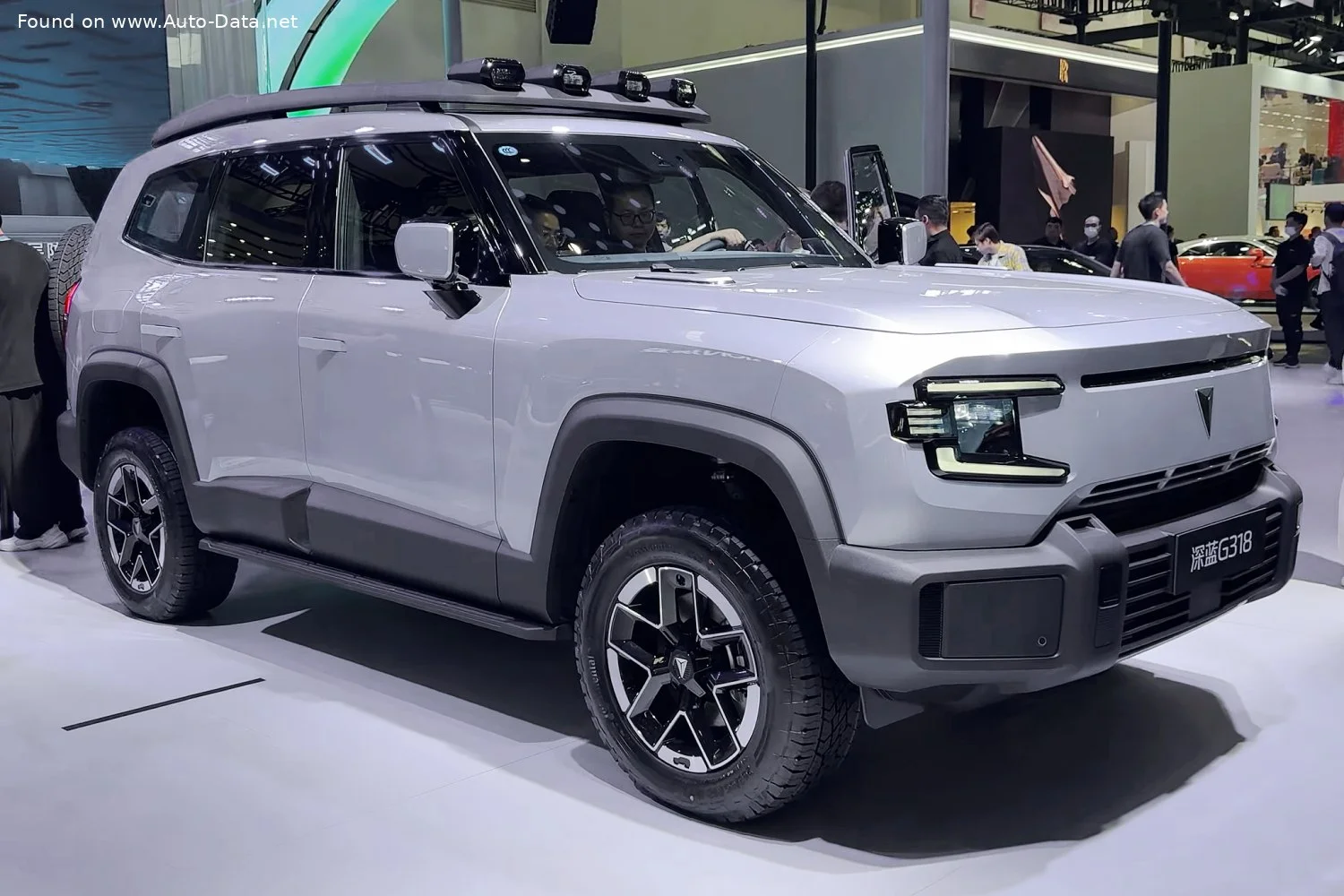 Deepal G318 1.5T 18.99 kWh (252 Hp) Extended Range2024 - - 1
