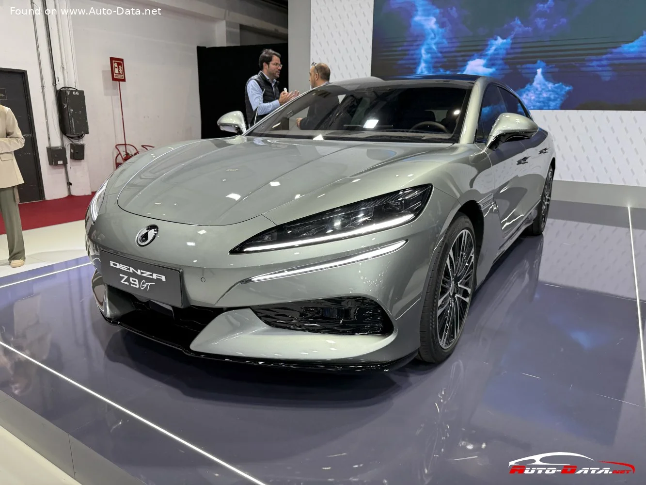 Denza Z9 100 kWh (965 Hp) Electric 4WD2024 - - 1