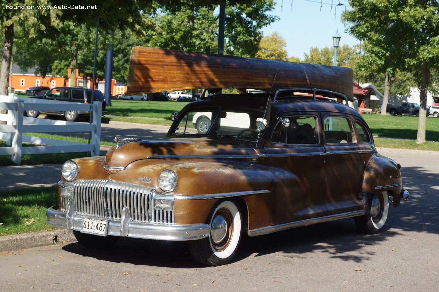 DeSoto Custom 3.9 (109 Hp)1946 - 1949 - 1