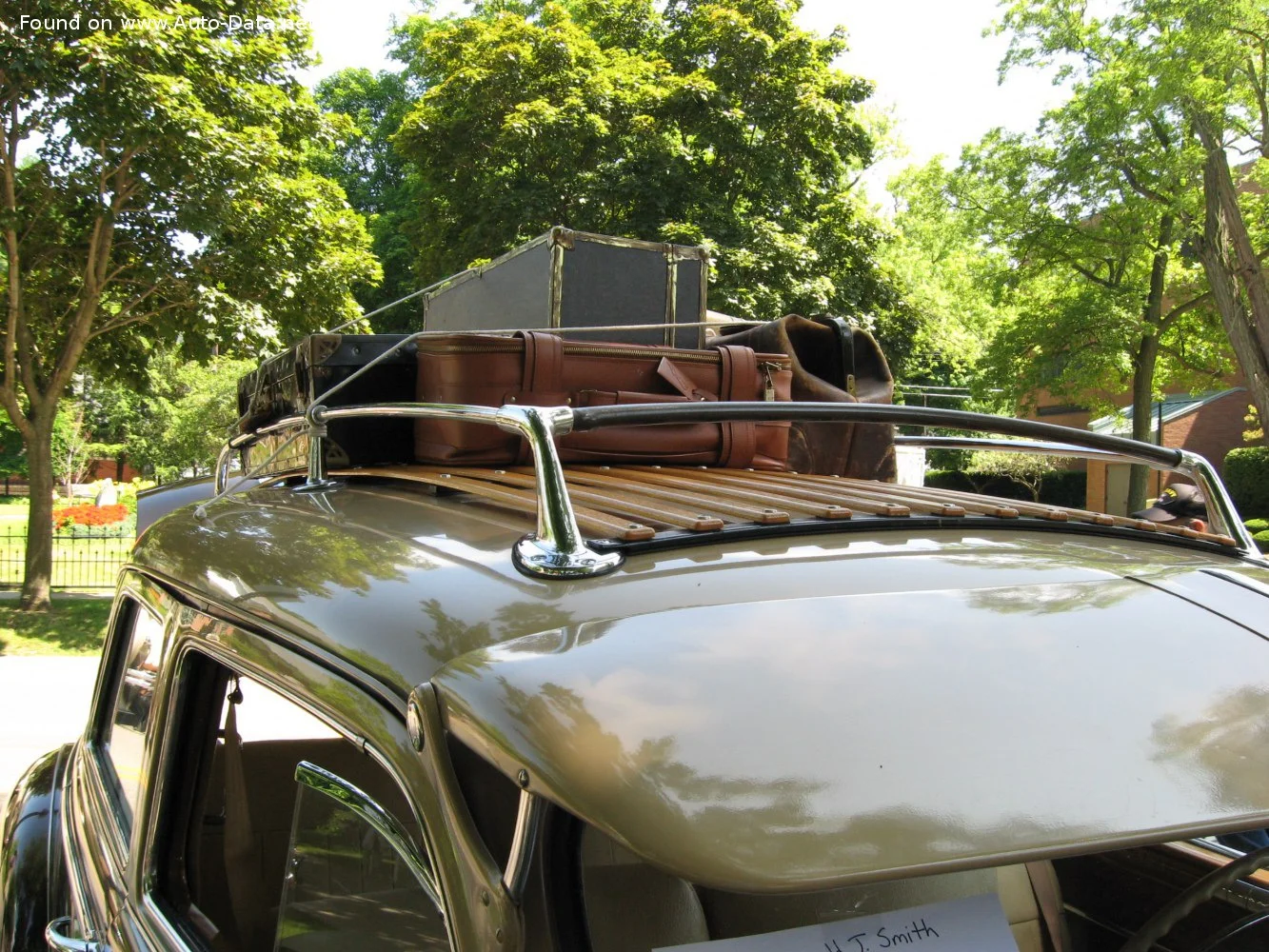 DeSoto Custom 3.9 (109 Hp)1946 - 1949 thumbnail 10