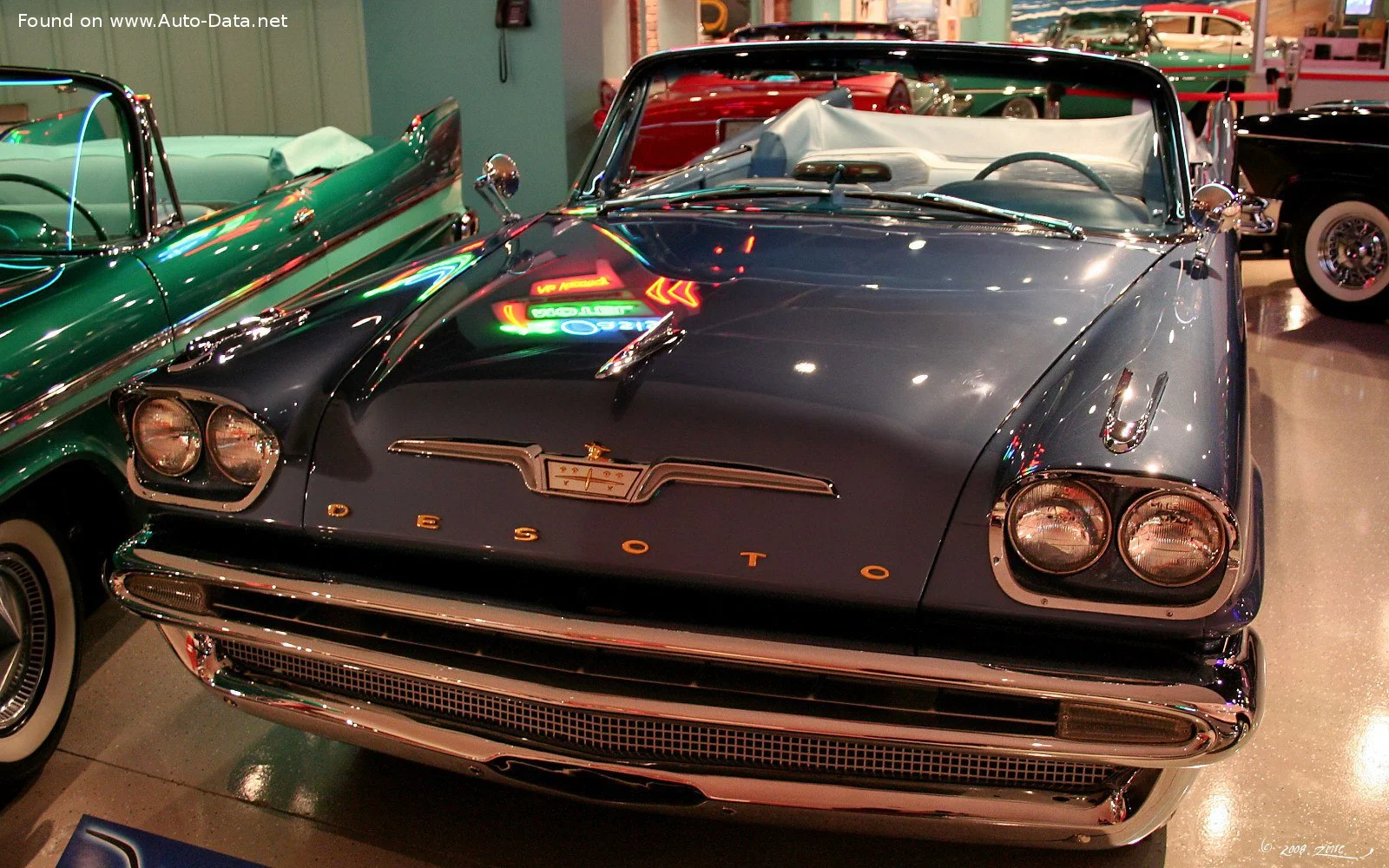 DeSoto Firedome 5.6 V8 (270 Hp)1956 - 1957 - 1