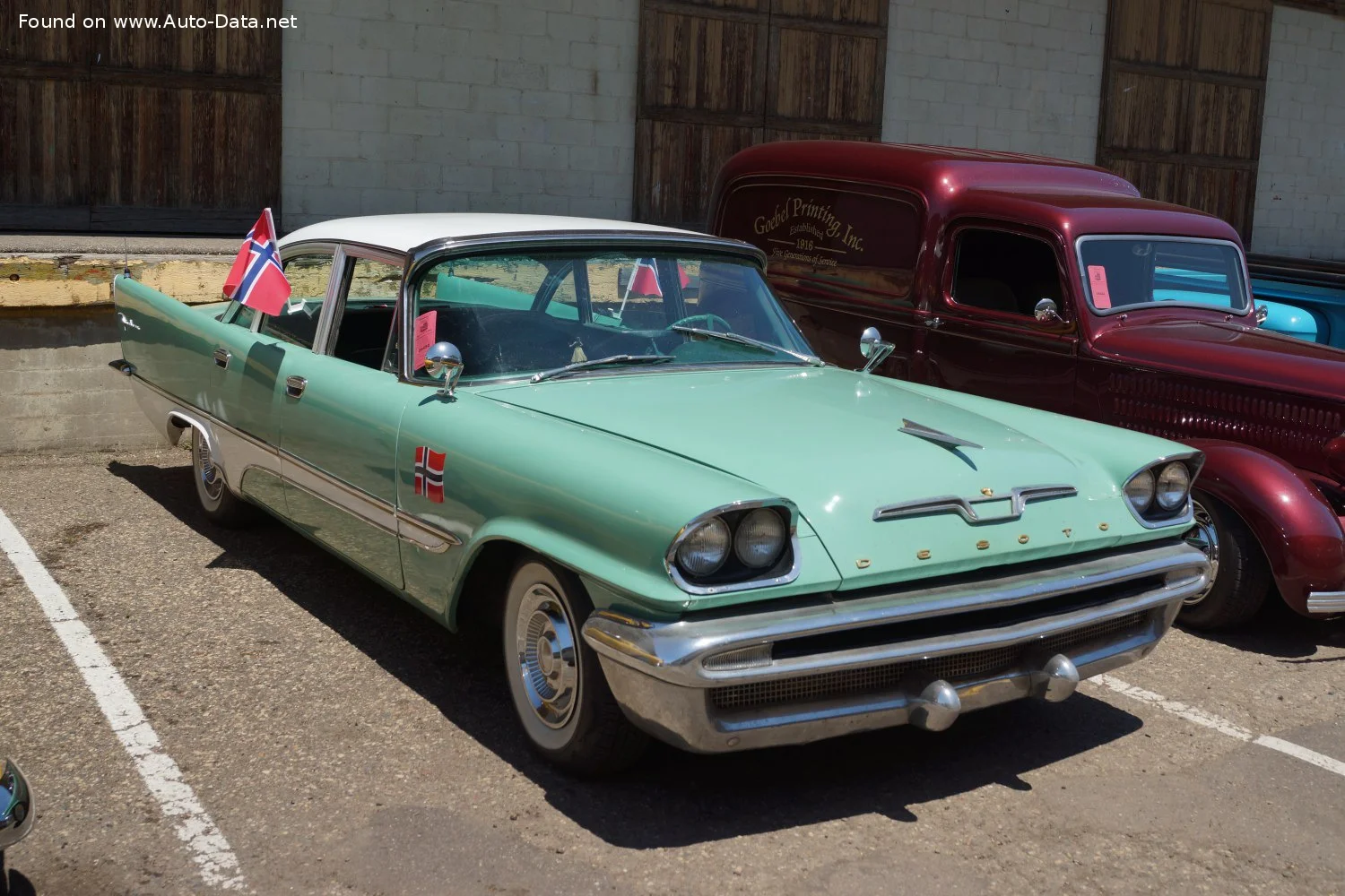 DeSoto Firedome 5.6 V8 (270 Hp)1956 - 1957 thumbnail 9