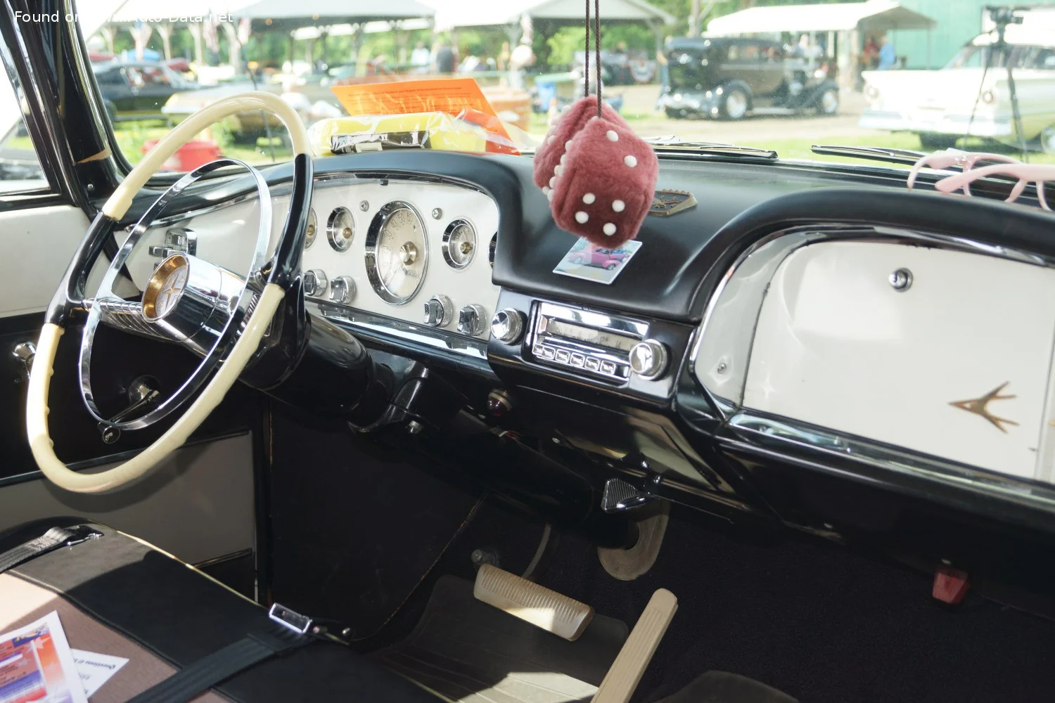 DeSoto Firedome 5.4 V8 (230 Hp)1955 - 1956 thumbnail 14