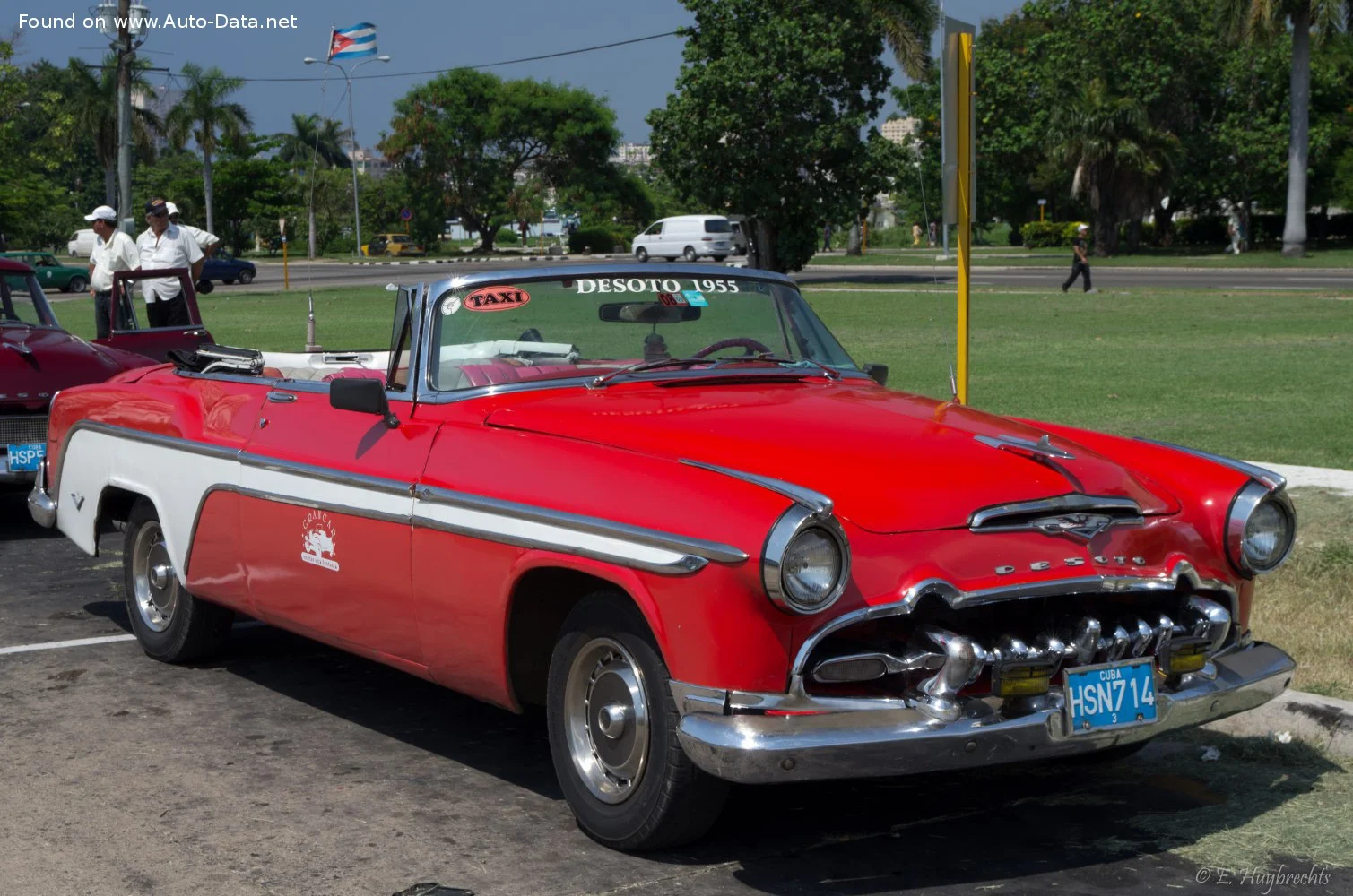 DeSoto Firedome 4.8 V8 (185 Hp)1954 - 1955 - 1