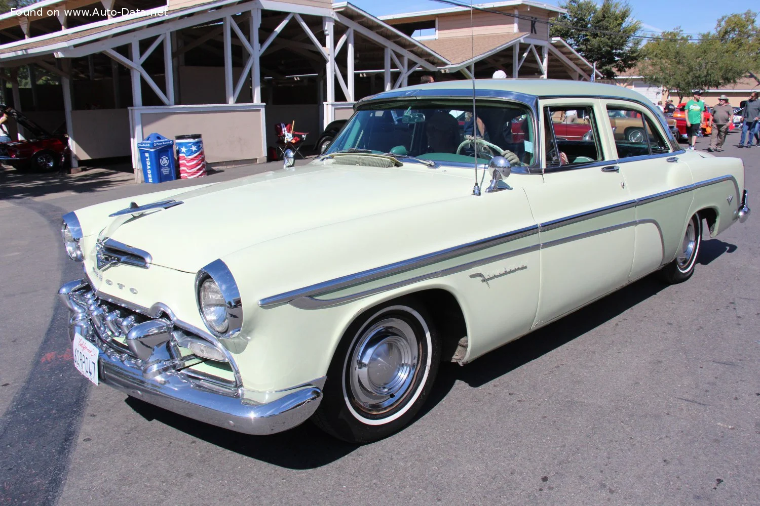 DeSoto Firedome 4.8 V8 (185 Hp)1954 - 1955 thumbnail 4