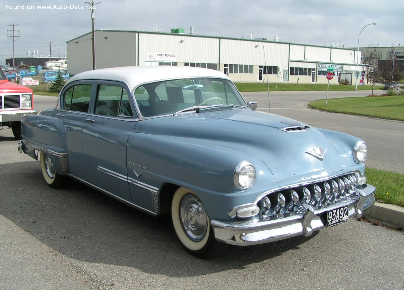 DeSoto Firedome DeSoto Firedome Four-Door Sedan (facelift 1953)