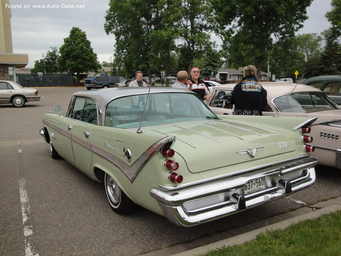 DeSoto Fireflite 6.3 V8 (325 Hp) TorqueFlite1958 - 1959 thumbnail 2