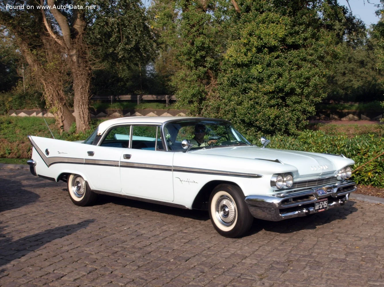 DeSoto Fireflite 6.3 V8 (325 Hp) TorqueFlite1958 - 1959 thumbnail 8