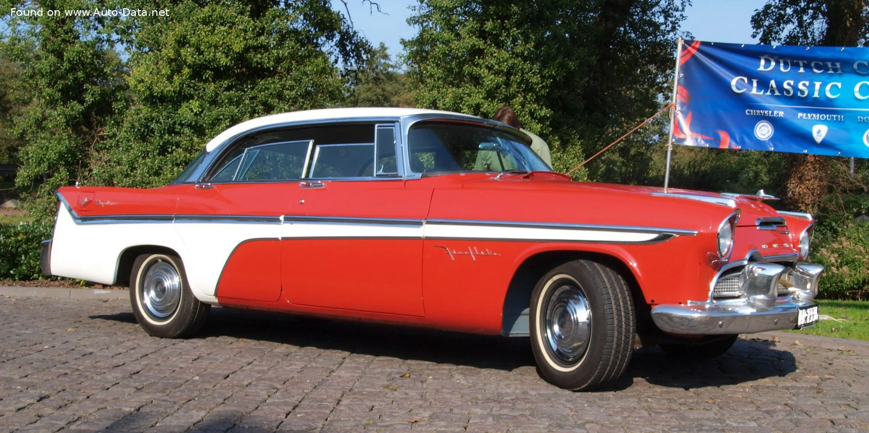 DeSoto Fireflite 5.4 V8 (255 Hp) PowerFlite1955 - 1956 - 1