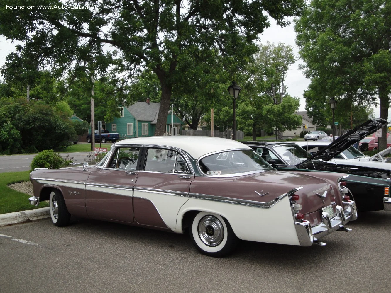 DeSoto Fireflite 5.4 V8 (255 Hp) PowerFlite1955 - 1956 thumbnail 2