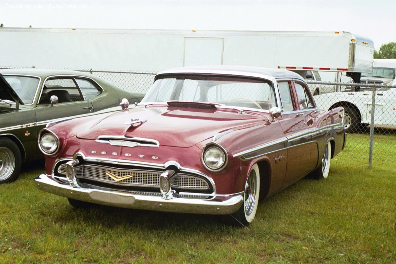 DeSoto Fireflite 5.4 V8 (255 Hp) PowerFlite1955 - 1956 thumbnail 8