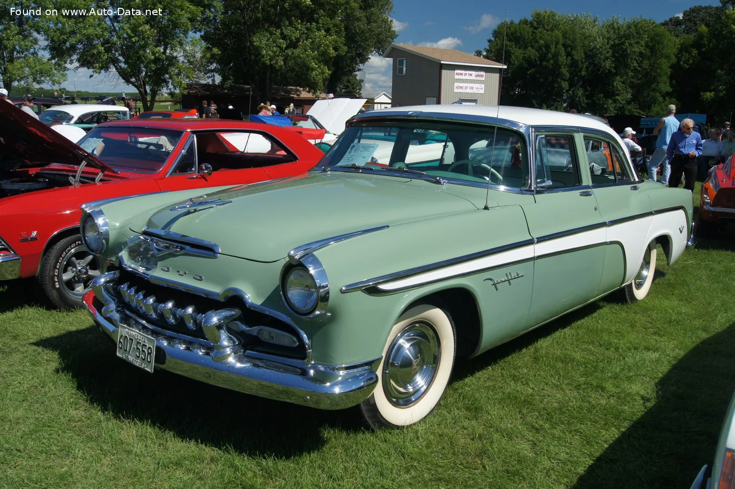 DeSoto Fireflite 4.8 V8 (200 Hp)1954 - 1955 - 1