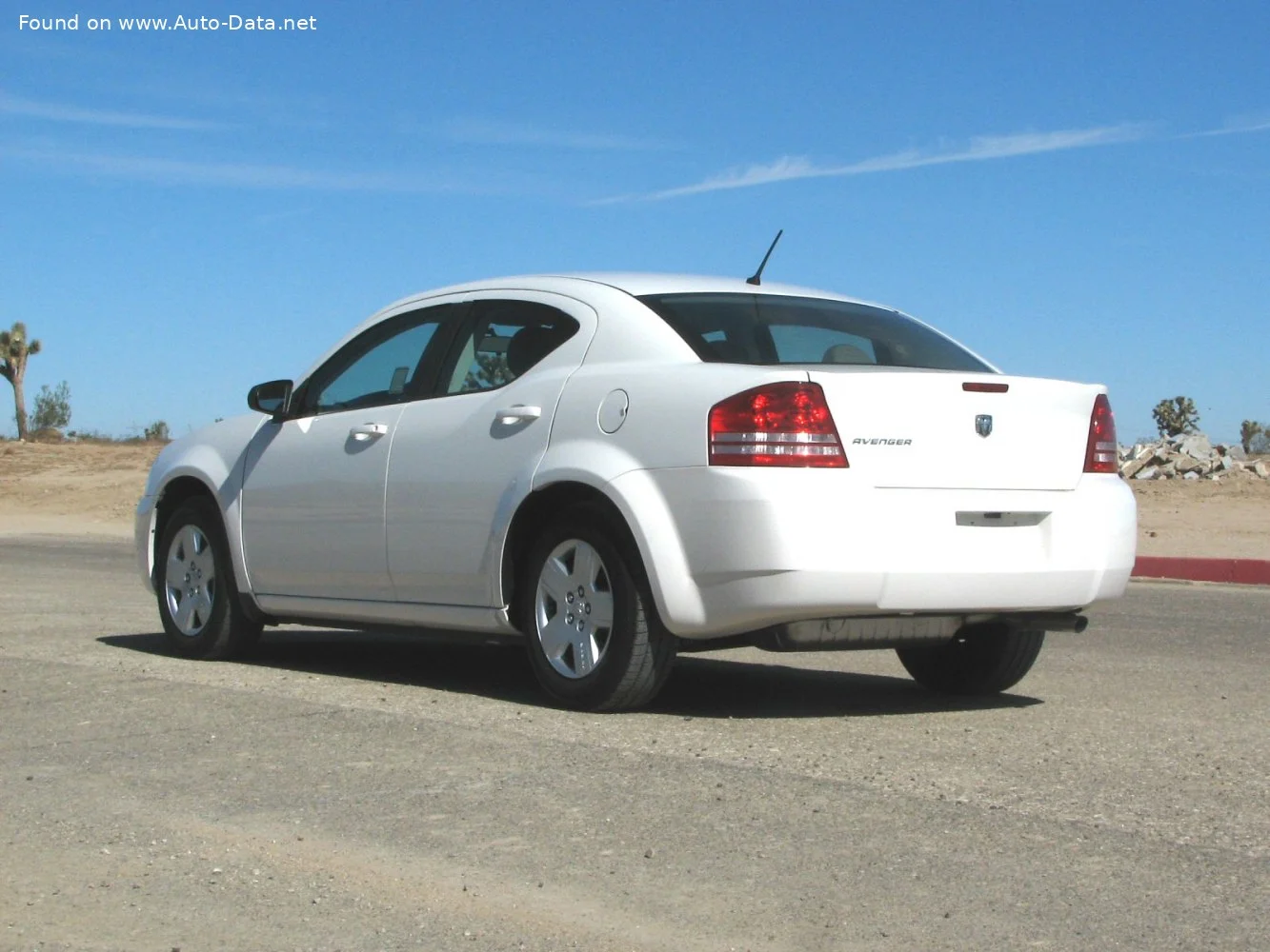 Dodge Avenger 2.0 CRD (140 Hp)2007 - 2010 thumbnail 2