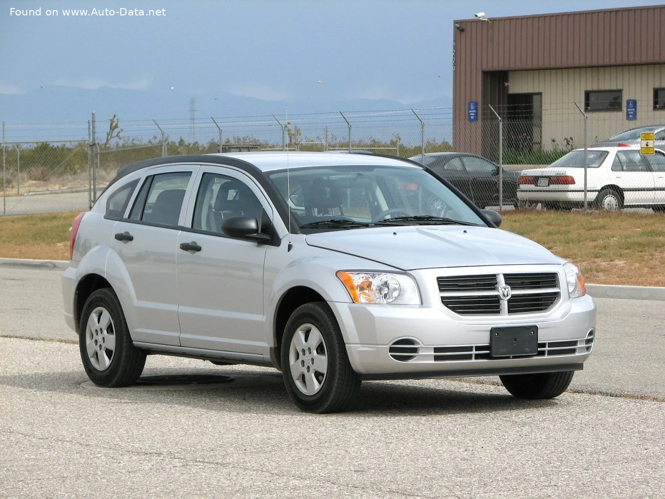 Dodge Caliber 1.8 16V (150 Hp)2006 - 2011 - 1