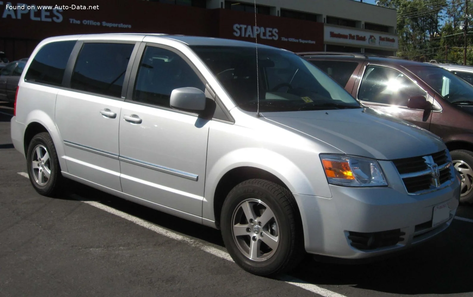Dodge Caravan 3.3 V6 (178 Hp) Automatic2008 - 2010 thumbnail 2