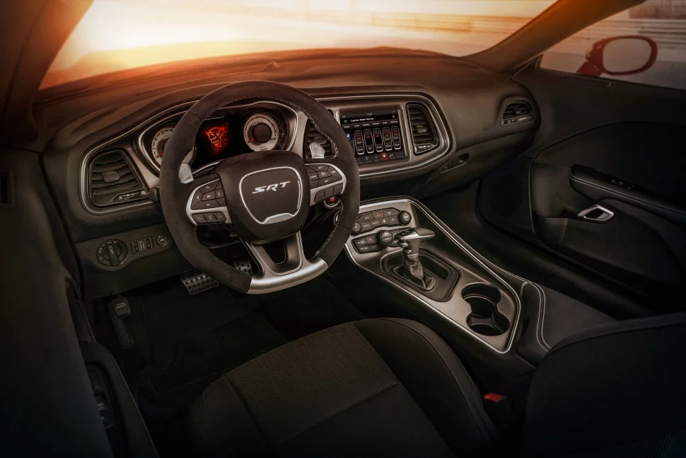 Dodge Challenger R/T 5.7 HEMI V8 (372 Hp) Automatic2014 - 2023 thumbnail 18