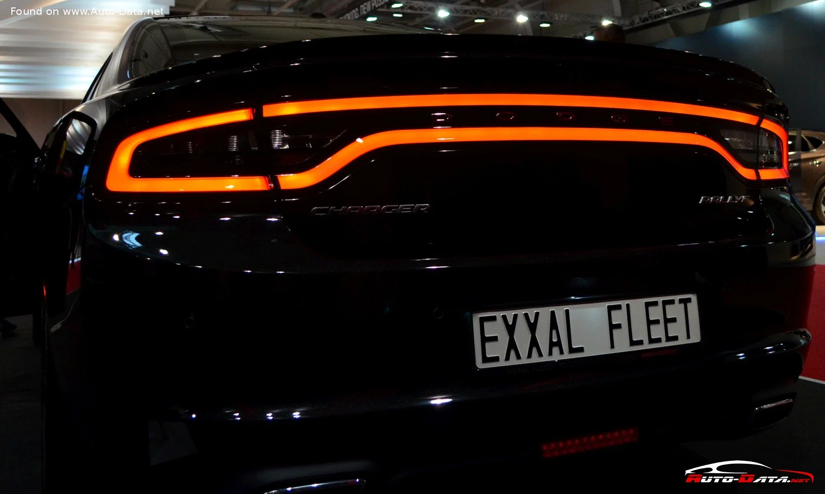 Dodge Charger R/T 5.7 HEMI V8 (370 Hp) Automatic2015 - 2018 thumbnail 6