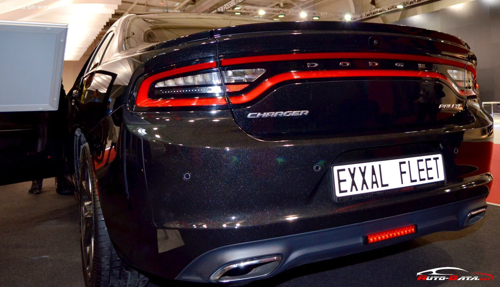 Dodge Charger R/T 5.7 HEMI V8 (370 Hp) Automatic2015 - 2018 thumbnail 9