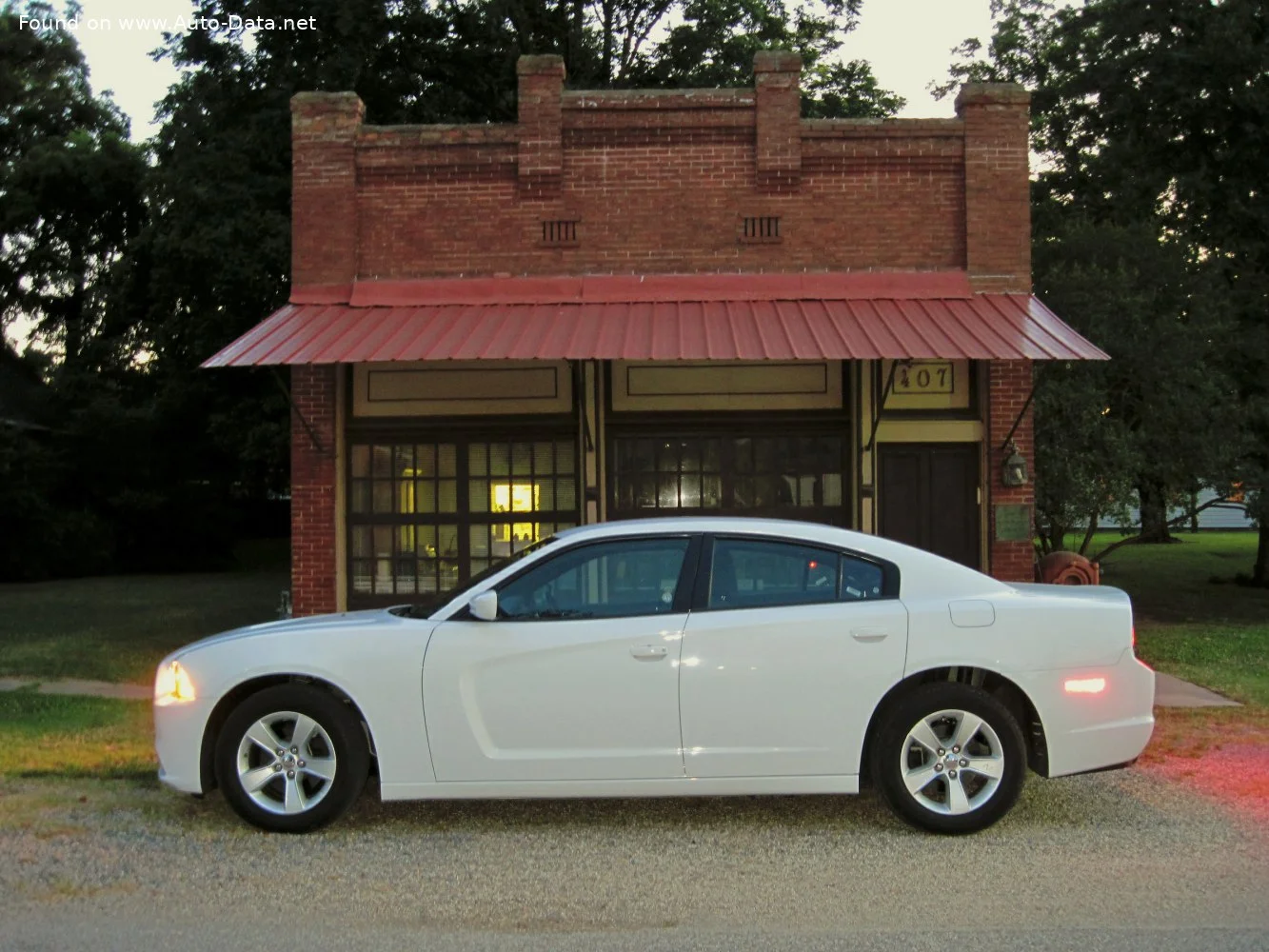 Dodge Charger R/T 5.7 (375 Hp) Automatic2011 - 2014 thumbnail 12