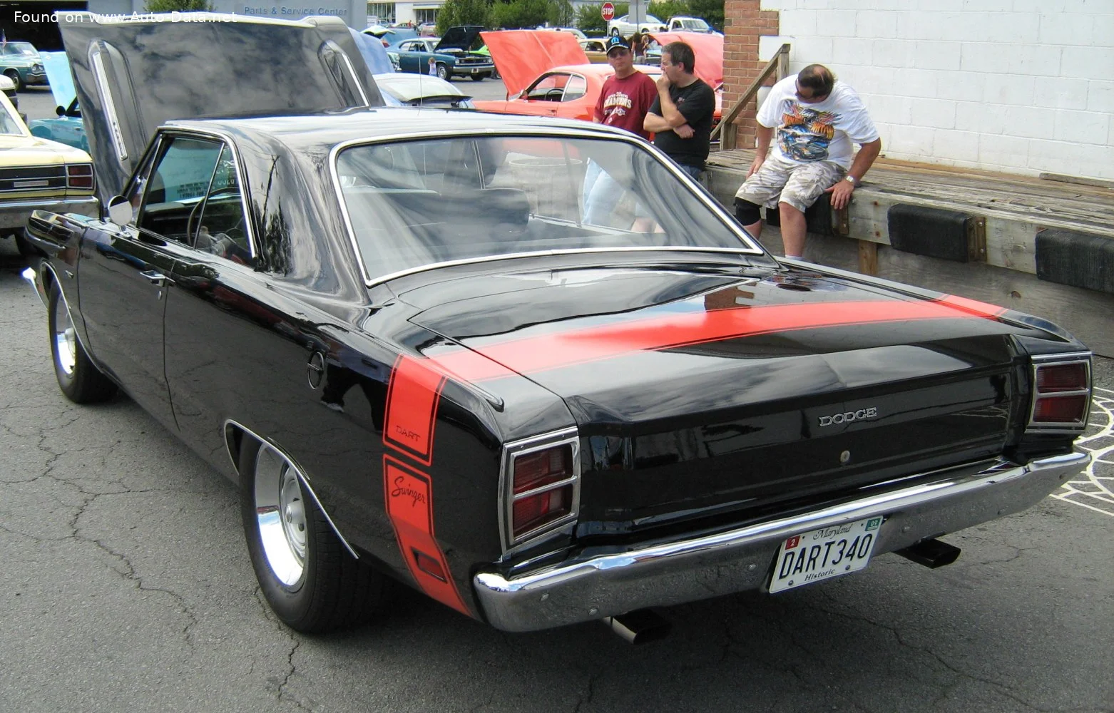 Dodge Dart Dodge Dart IV Swinger Hardtop thumbnail 2
