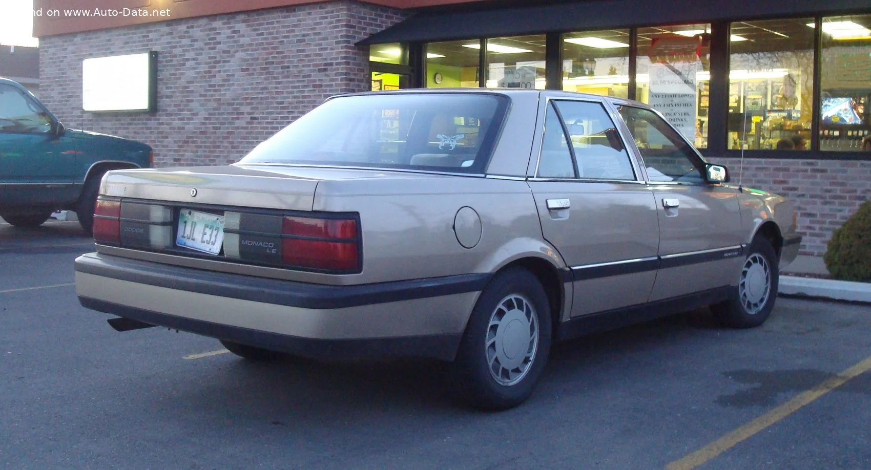 Dodge Monaco 3.0 i V6 (152 Hp)1990 - 1993 thumbnail 2