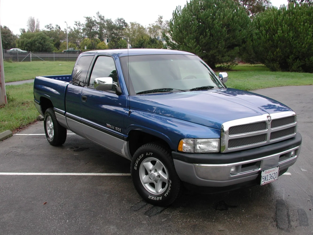 Dodge RAM Dodge Ram 1500 Club Cab Short Bed (BR/BE)