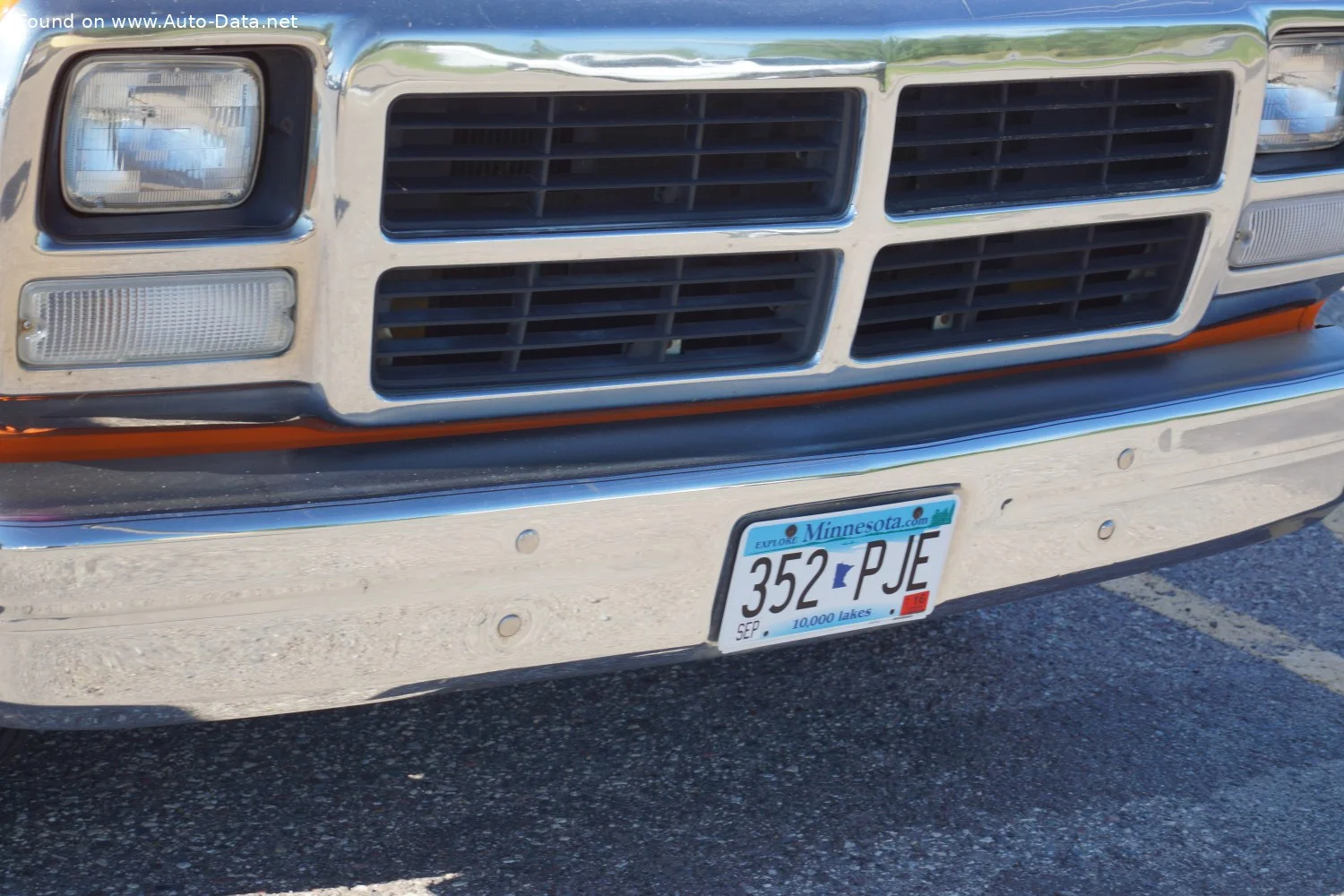 Dodge RAM D150 S 3.9 V6 (125 Hp)1990 - 1992 thumbnail 16