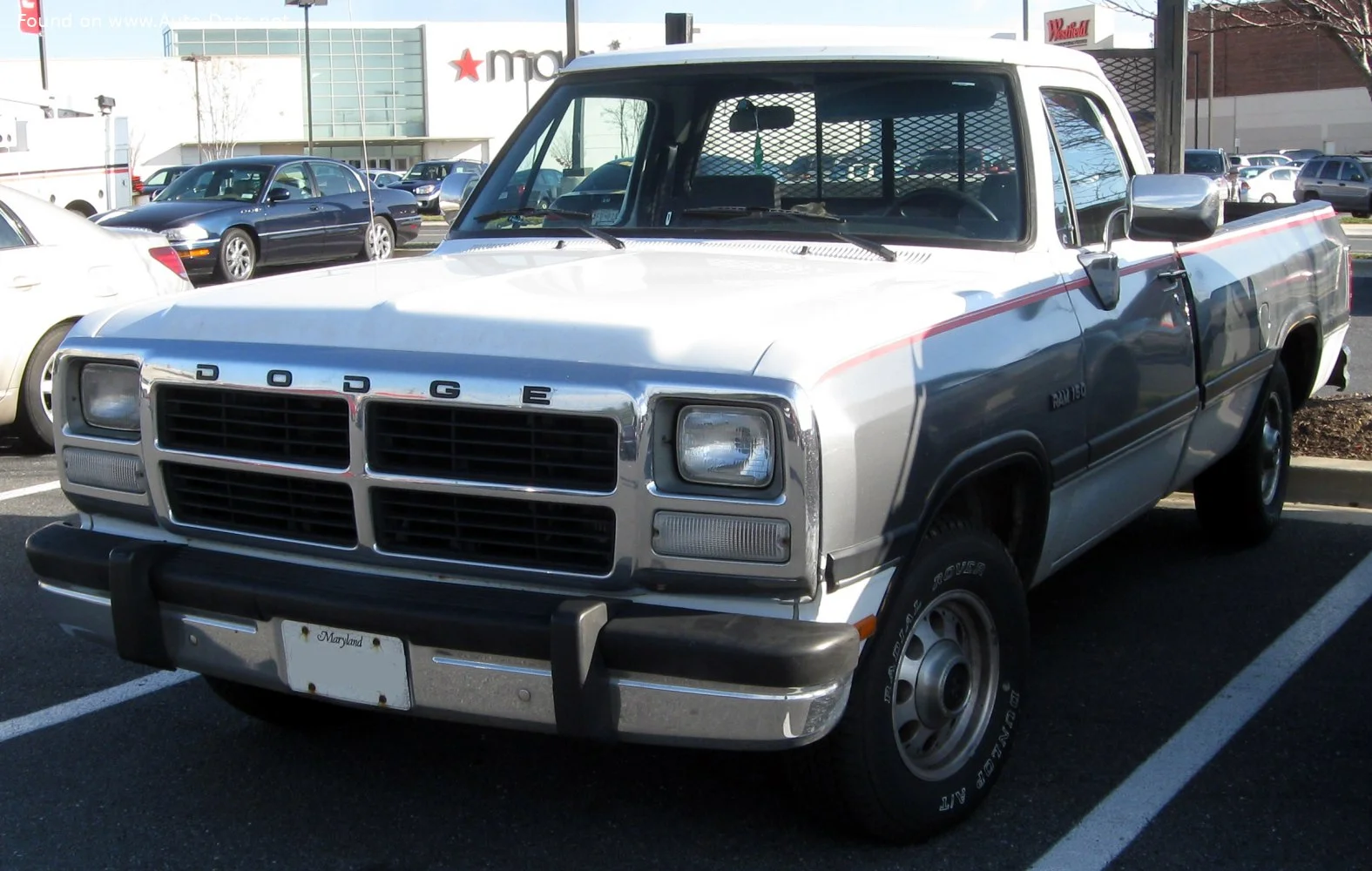 Dodge RAM D150 S 3.9 V6 (125 Hp)1990 - 1992 thumbnail 3