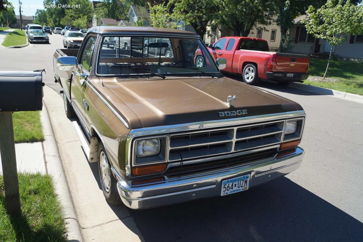 Dodge RAM D150 S 3.9 V6 (125 Hp)1990 - 1992 thumbnail 10