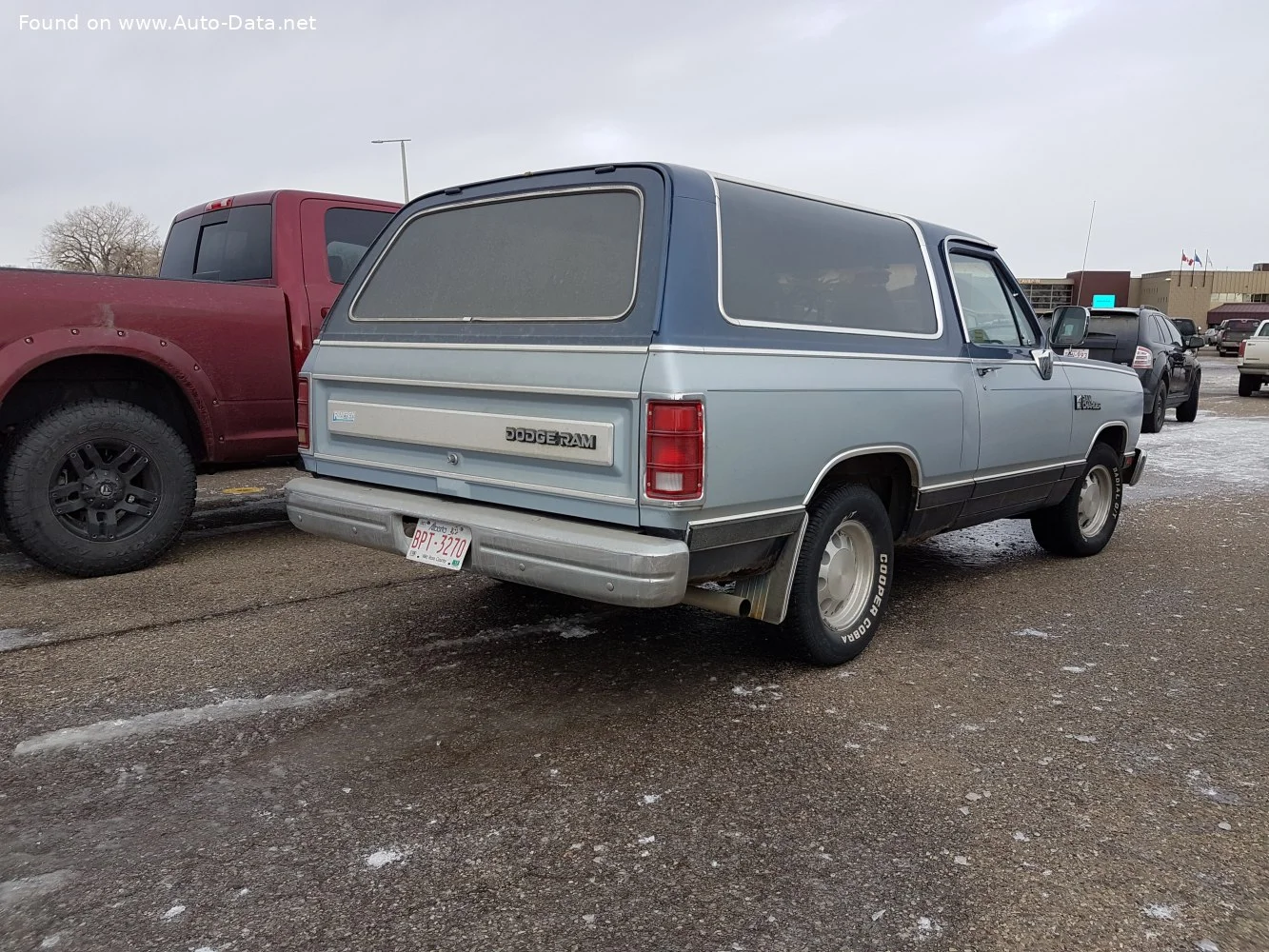 Dodge Ramcharger 5.2 i V8 (172 Hp)1988 - 1993 thumbnail 3