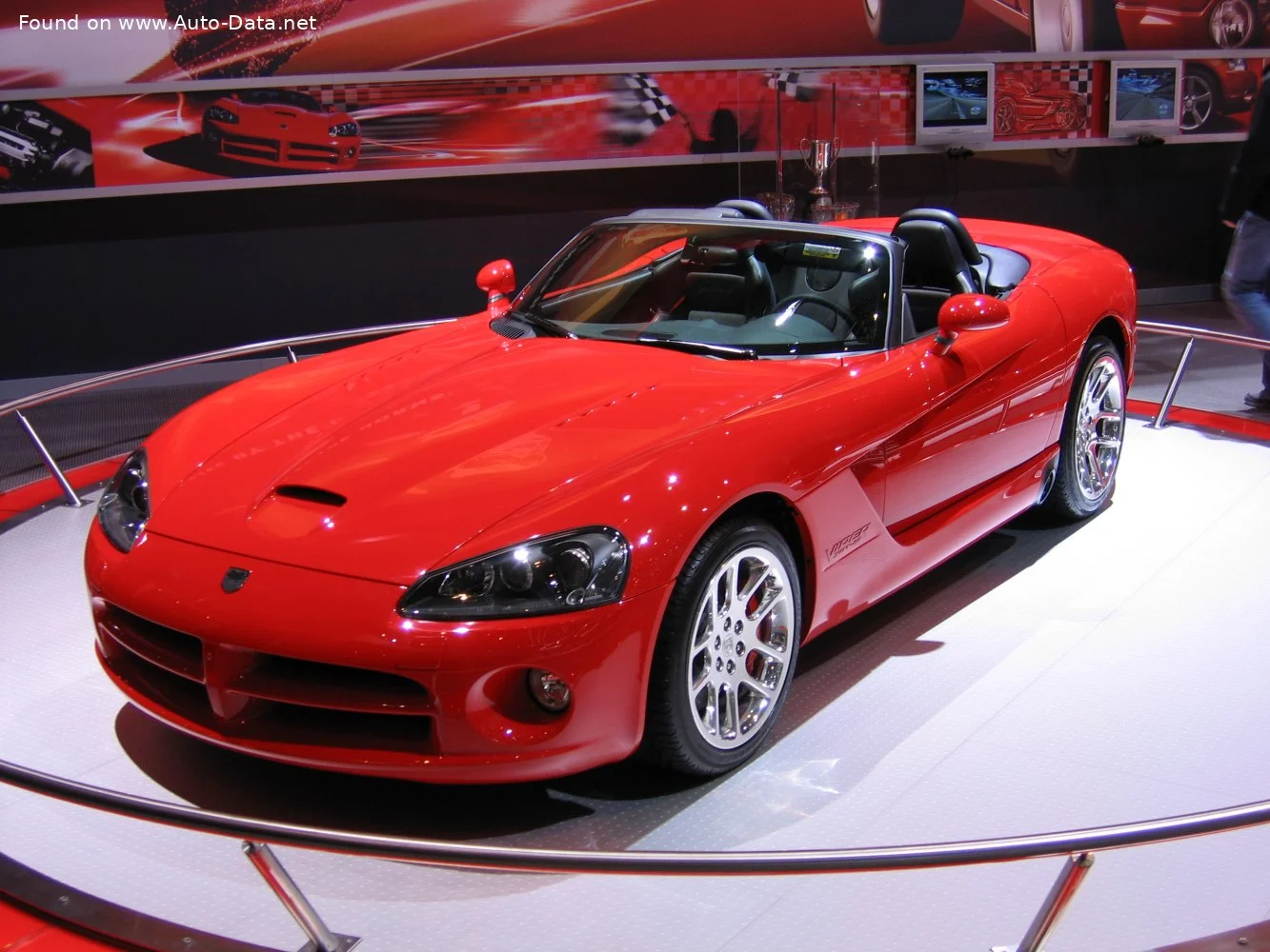 Dodge Viper 8.3 i V10 20V SRT-10 (506 Hp)2002 - 2007 - 1