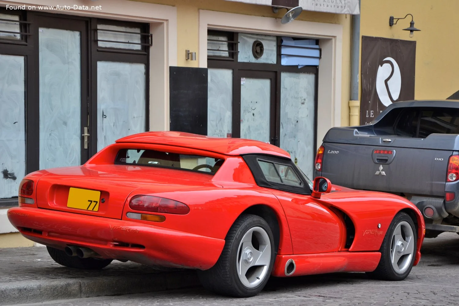 Dodge Viper 8.0 V10 (406 Hp)1991 - 1995 thumbnail 3