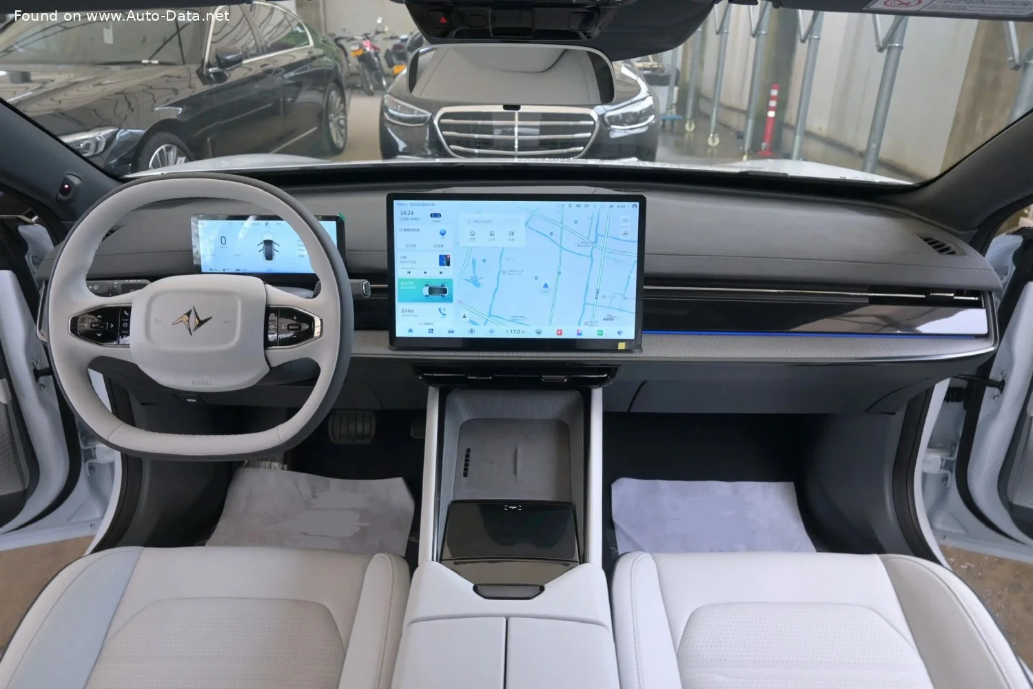 DongFeng e pi 007 1.5L 28.4 kWh (218 Hp) EREV2024 - thumbnail 3
