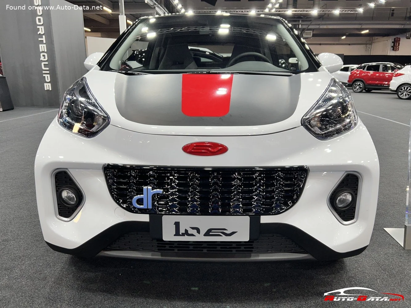 DR 1.0 31 kWh (61 Hp) Automatic2023 - thumbnail 2