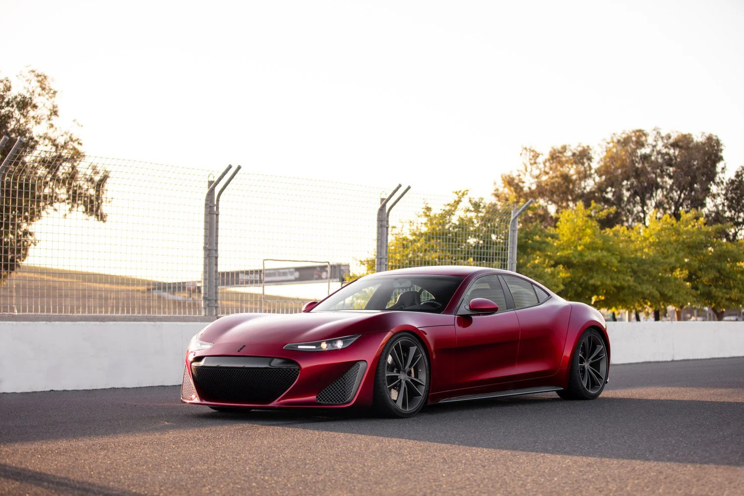 Drako GTE 90 kWh (1200 Hp) AWD2019 - - 1