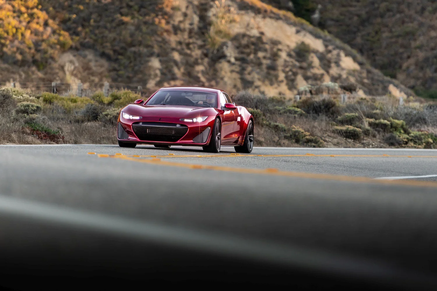 Drako GTE 90 kWh (1200 Hp) AWD2019 - thumbnail 4