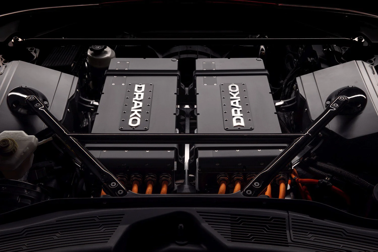 Drako GTE 90 kWh (1200 Hp) AWD2019 - thumbnail 10