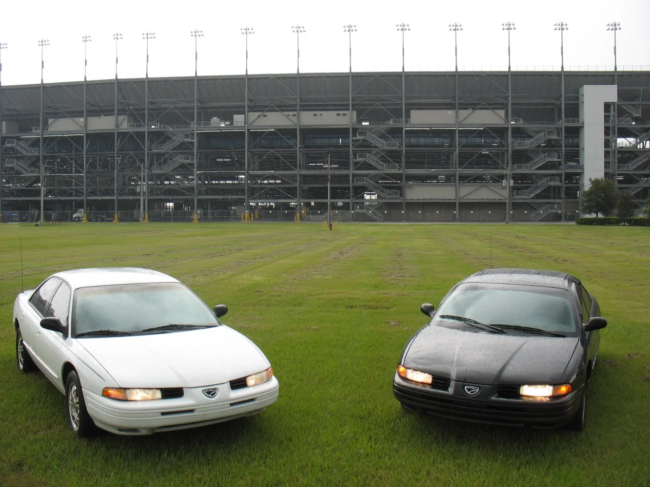 Eagle Vision 3.3 i V6 ESi (161 Hp)1992 - 1998 thumbnail 4